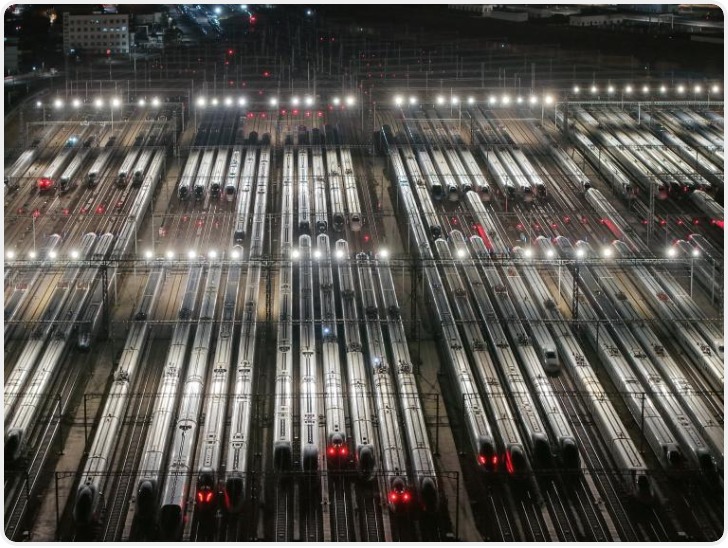 全国铁路1月26日起实行新的列车运行图