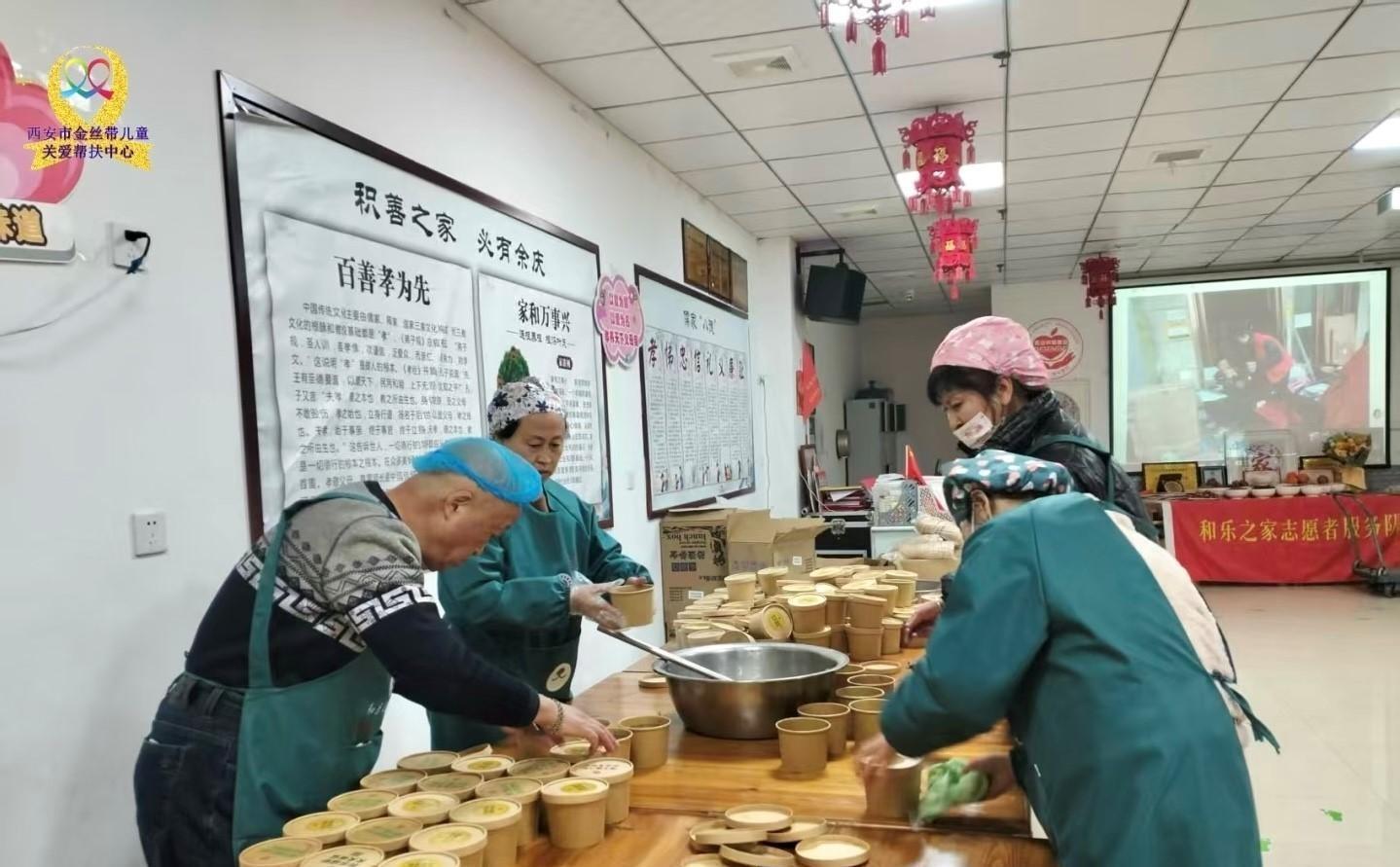 暖“心”闻：当腊八粥香飘进儿童病房 一勺一粥皆是陪伴