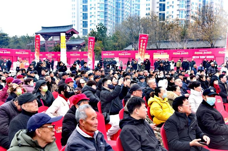 八大展区三百余展位千余种好物 西安高陵年货大集一站式承包你的“购、赏、玩、享”