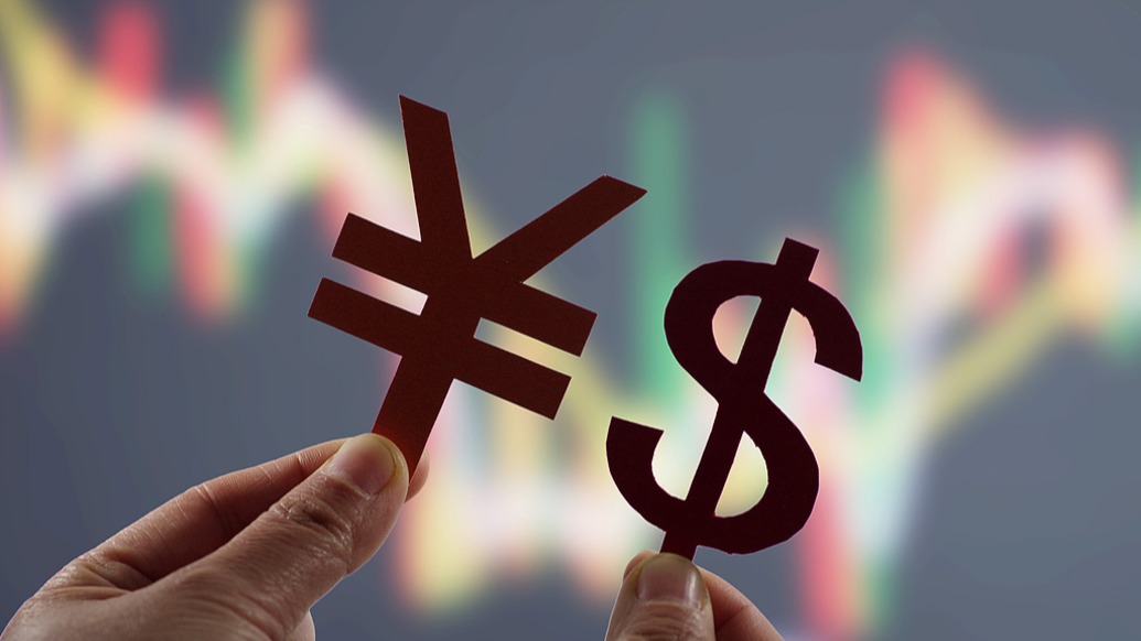 再创32个月新高 人民币对美元即期汇率升破6.95