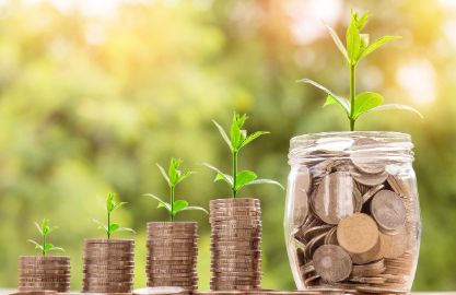 2025年陕西社会消费品零售总额同比增长6％