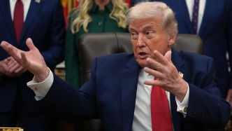 特朗普宣布国家紧急状态威胁对向古巴提供石油的国家加征关税