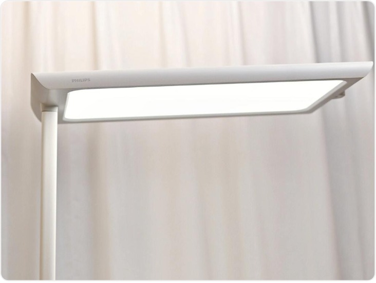 不同学校采购的护眼灯 同品牌同型号价格咋差几百元？