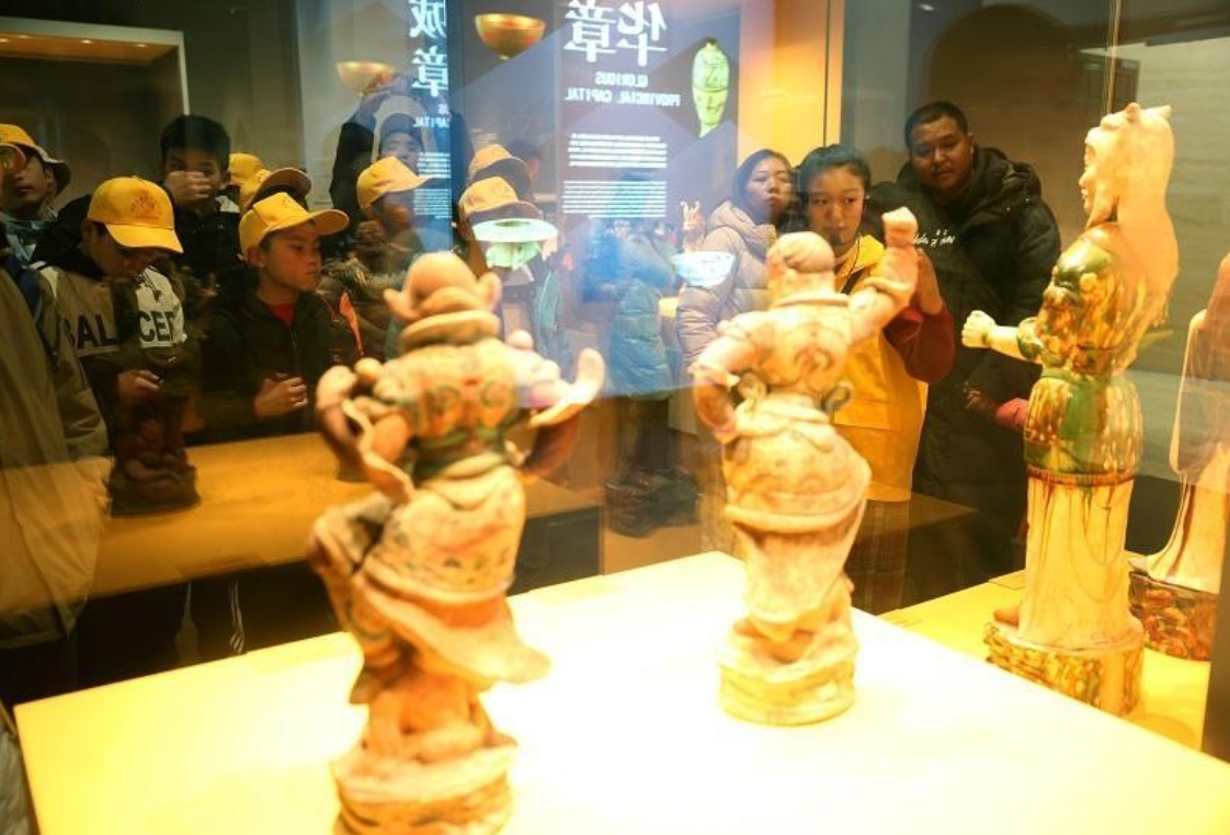 暖“心”闻：51名留守儿童“逛西安”