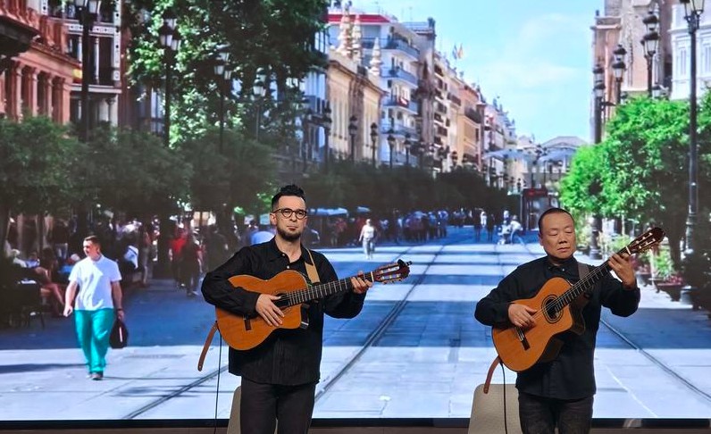 古韵新风融科技 雁塔欢歌庆新春  2026雁塔区新年音乐会成功举行