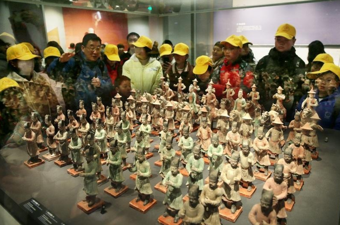 暖“心”闻：51名留守儿童“逛西安”