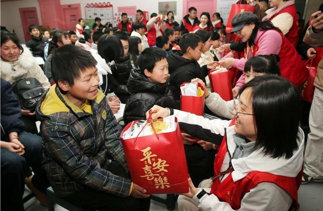 暖“心”闻：51名留守儿童“逛西安”