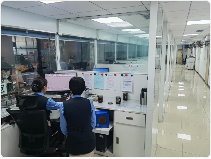 大都网络购票了 铁路售票员在忙啥？