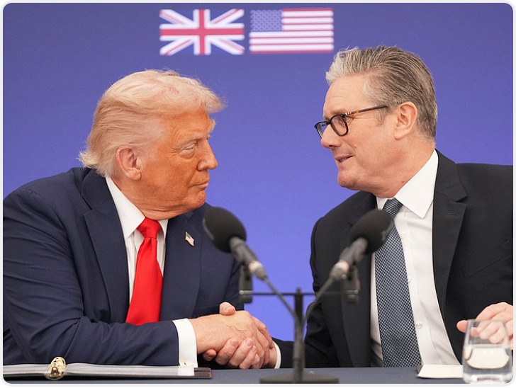 斯塔默和特朗普通话 讨论乌克兰局势