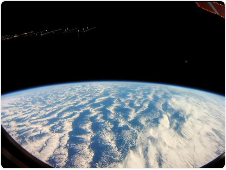 中国空间站动态｜ 航天员带你看蓝星