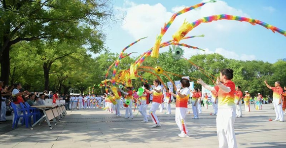 绘就全民健身新图景 古城群众体育“加速奔跑”