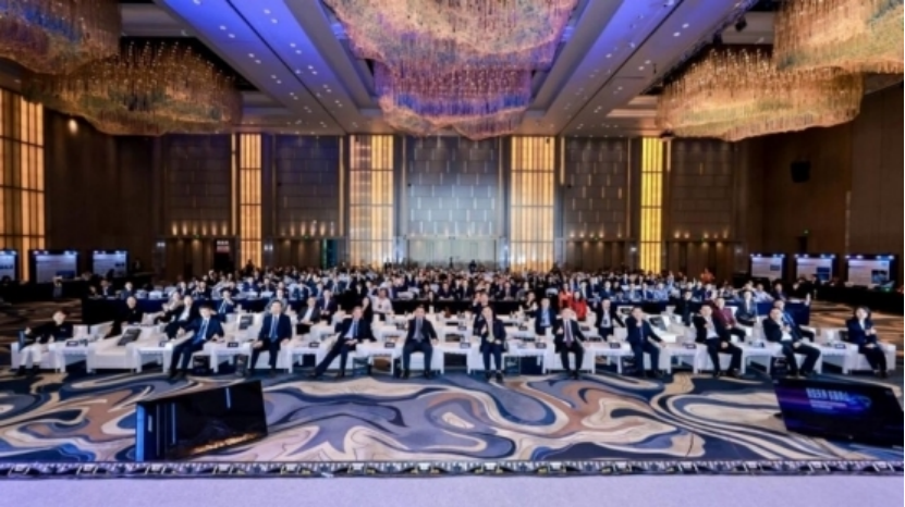 4vL2ruxeZewq2Aoo.png image.png