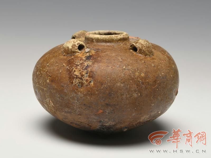 20图二〇 瓷四系罐(M51:1)