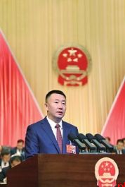 在谱写陕西新篇 争做西部示范中实干担当奋勇争先