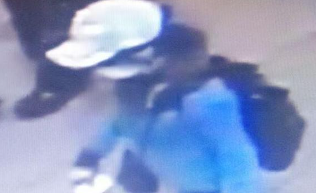 女生回老家失联8年 父亲悬赏10万寻女:每天睡3个小时