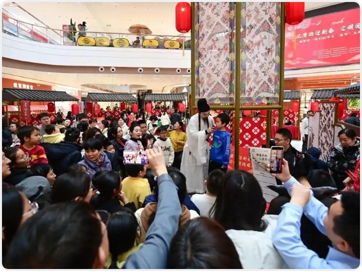 西安多地开展“我们的节日·春节”文化惠民活动