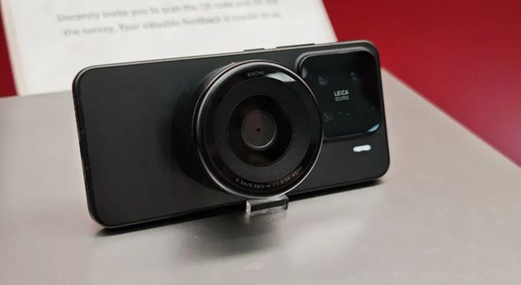 曝小米磁吸镜头启动量产：手机影像迎来「模块化」革命