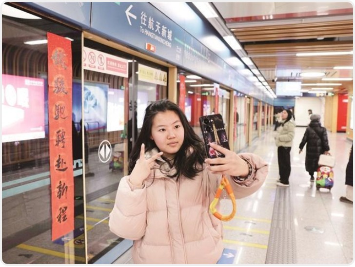 春联贴起来 年味就浓了