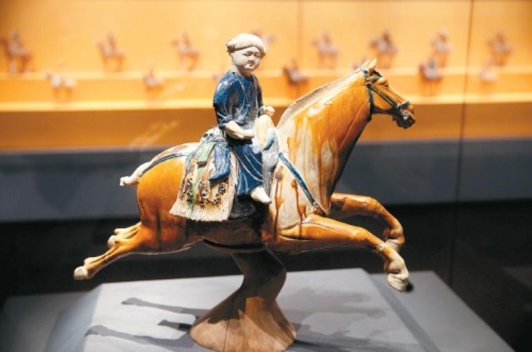 从三彩腾空马到昭陵六骏 找寻藏在陕西博物馆里的千年骏马