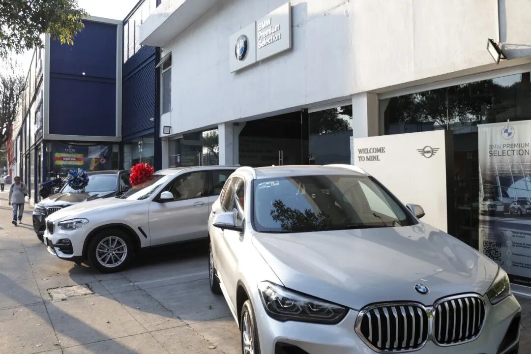 宝马将在全球召回数十万辆汽车