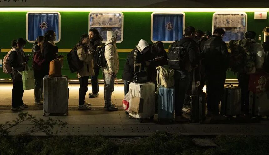 �����г�������������������ȴ���顰ȫ���ƹ㡱!