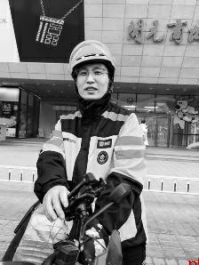 穿梭街巷的“流动暖流”