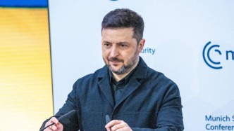 泽连斯基慕安会演讲：美国总让乌克兰让步 “有点”感受到特朗普的压力