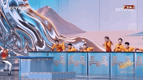 丝滑连招中国功夫！网友：中国机器人进化像开了倍速