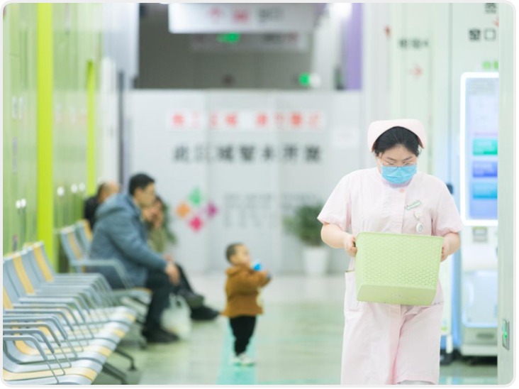 他们在急诊室为孩子们“守岁”