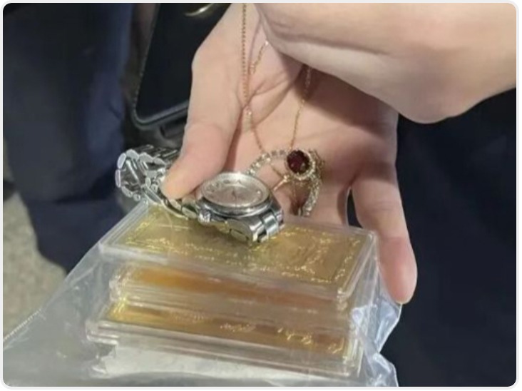 女子下车接电话将900克金饰遗落在火车上 1小时找回