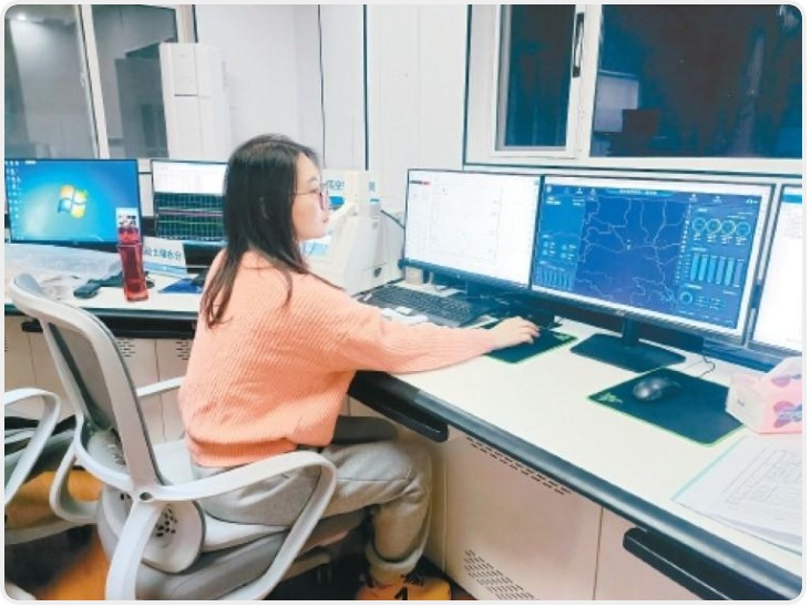泾河气象人的除夕夜—— 逐风测雨 守护平安