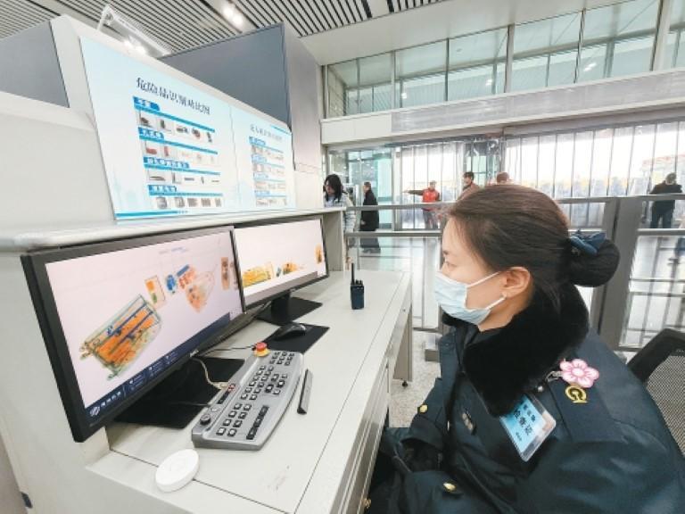 QtaCxxFaEkC5Z8Tq.jpg 44bb179f-443e-45e5-8170-8744bed74c9c.jpg