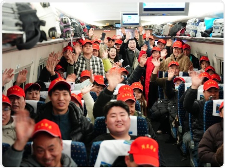 西安：春风护航返岗路