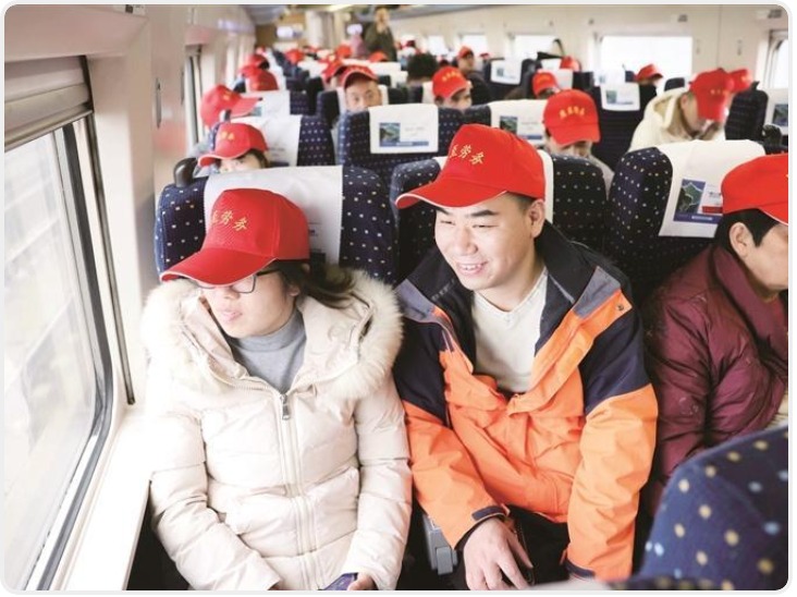 陕西铁路开行2026年首趟“春风行动”务工专列​