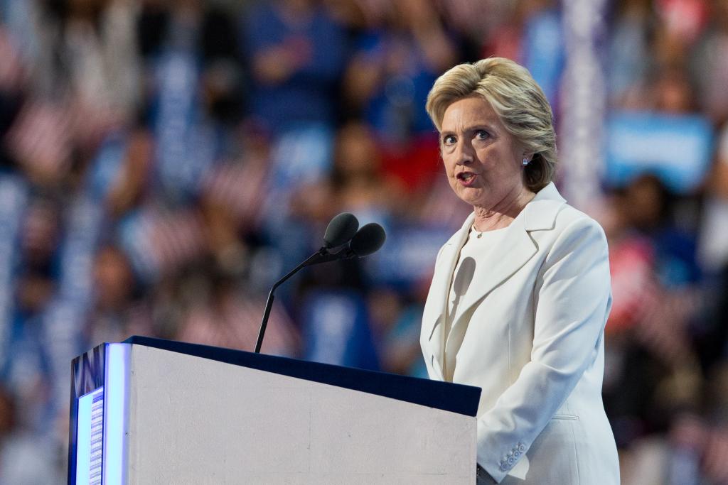 就爱泼斯坦案作证 希拉里坚称“没见过、没坐过、没去过”