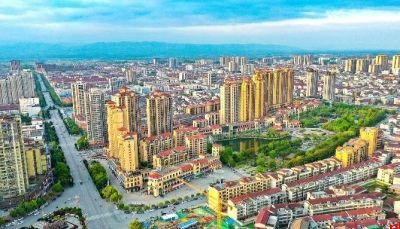 跨越发展铸辉煌 砥砺奋进开新局