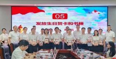 “三个五”党建聚合力 医心“卫”民谱新篇