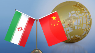 王毅同伊朗外长阿拉格齐通电话：中方已敦促美以立即停止军事行动