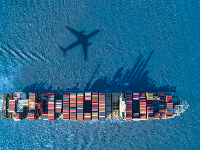 伊朗称霍尔木兹海峡已关闭 将打击所有试图通过的船只