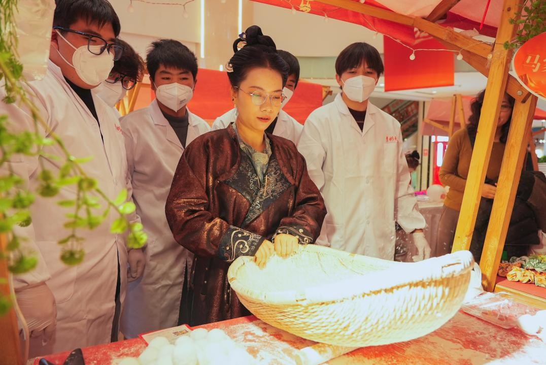 EfMl3JBCaq0GHiZh.png 图片 4.png