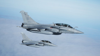 法国外长：“阵风”战斗机击落飞往阿联酋的伊朗无人机