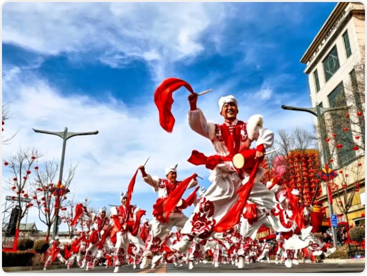 陕北榆林：非遗秧歌闹元宵