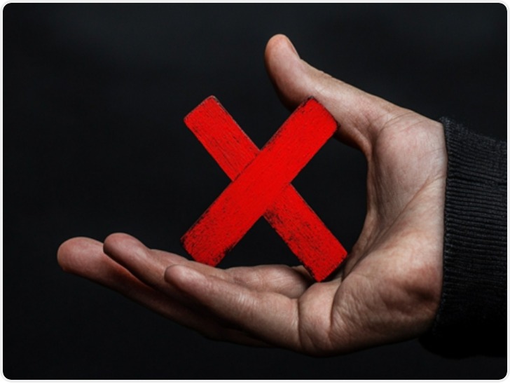 马克龙：美以对伊朗发起军事行动不符合国际法