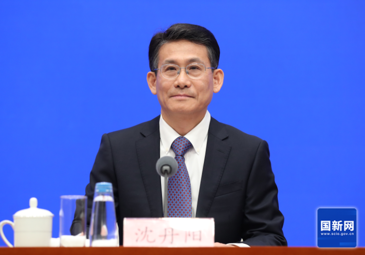 解读政府工作报告：从上学看病到养老，民生礼包干货满满