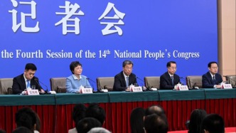 怀进鹏：实施基础教育重大工程 积极应对学龄人口依次达峰