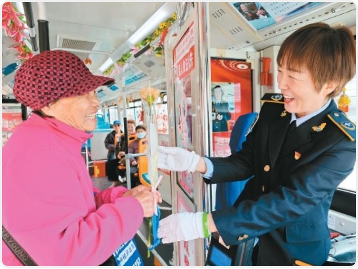 致敬了不起的巾帼力量