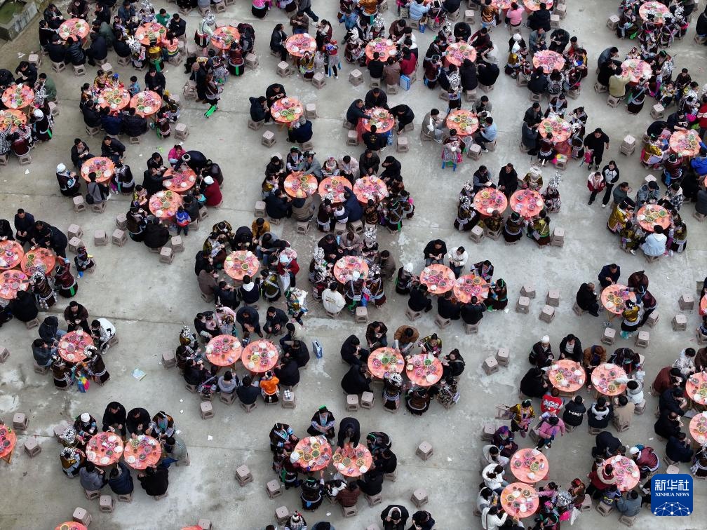 可爱的乡村——春满坡会