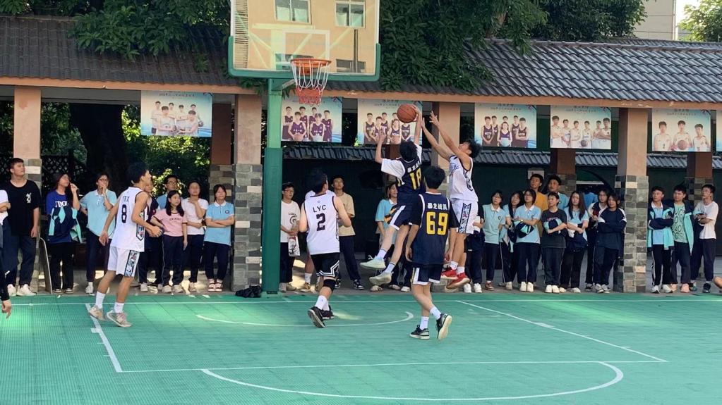 体育课“不放羊”！这所高中让“健康第一”玩出新花样