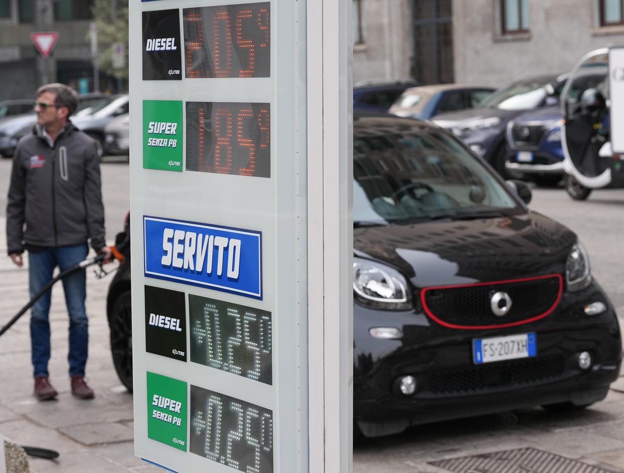 欧洲多国加油站燃油价格明显上涨