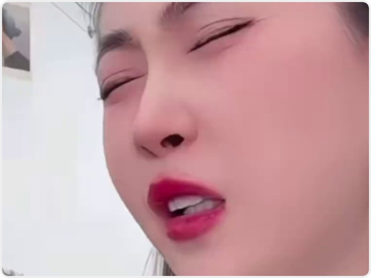 39岁网红直播时突发脑干出血 紧急送院抢救11分钟后离世 